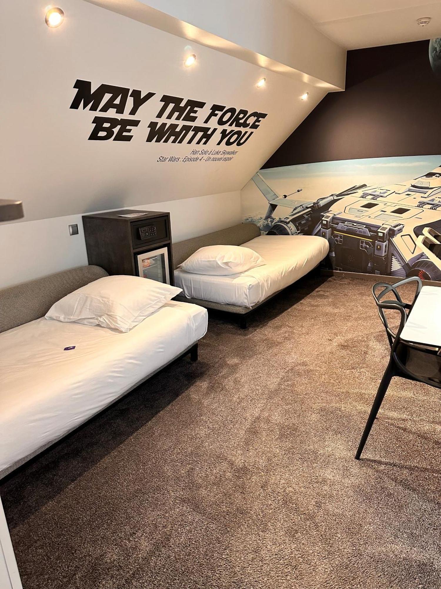 Hotel Kyriad Rennes Centre Gare Екстериор снимка