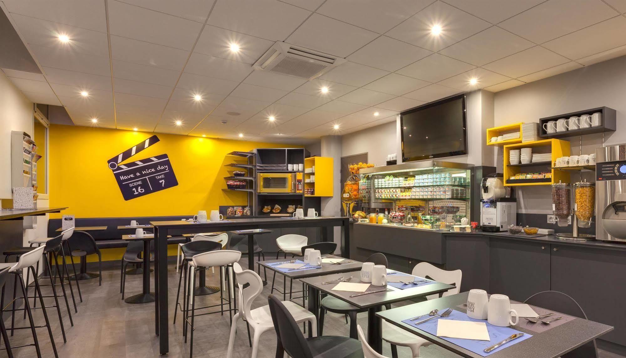 Hotel Kyriad Rennes Centre Gare Екстериор снимка